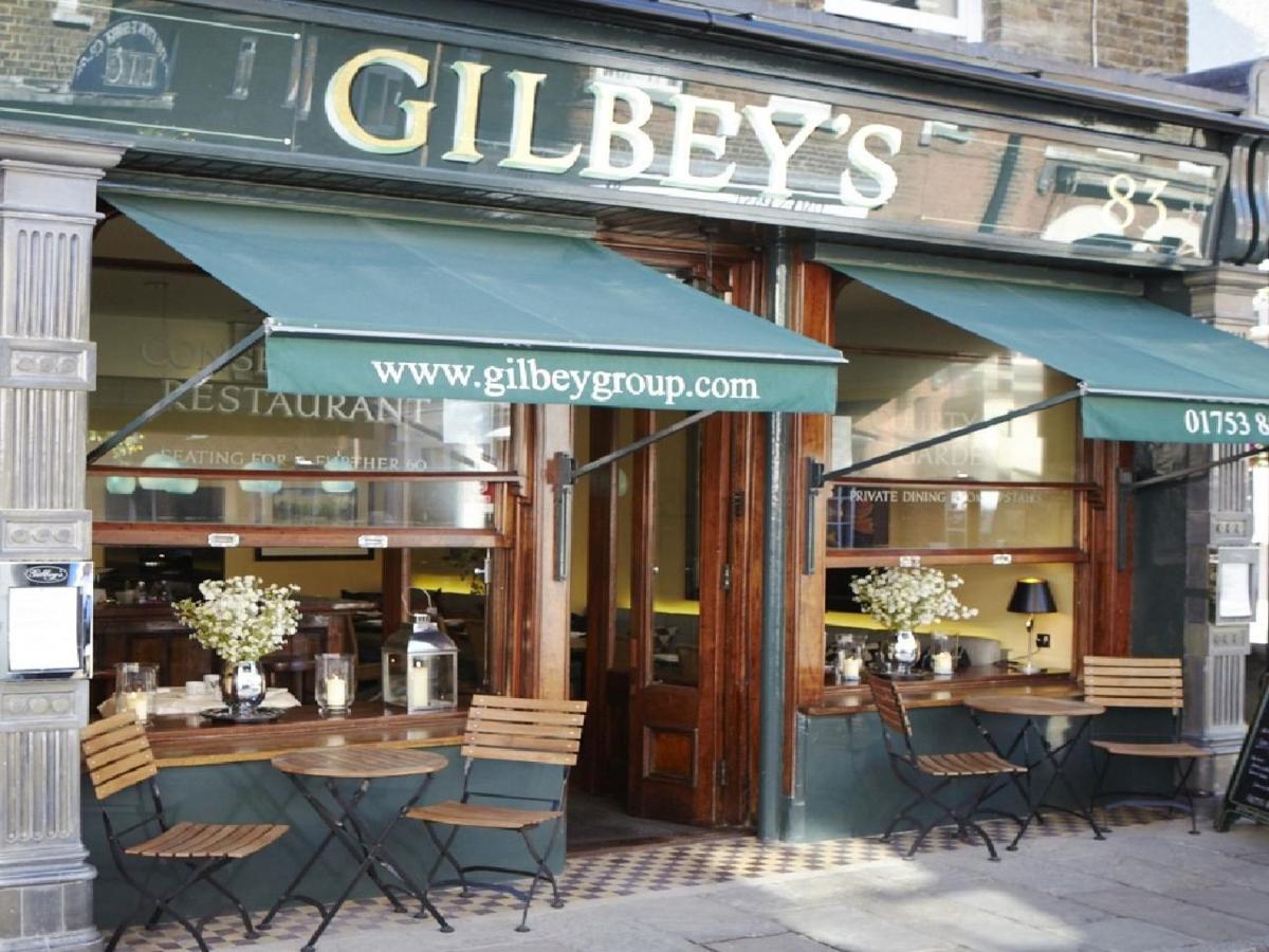 Bed and Breakfast Gilbey'S Bar, Restaurant & Townhouse Windsor Exterior foto